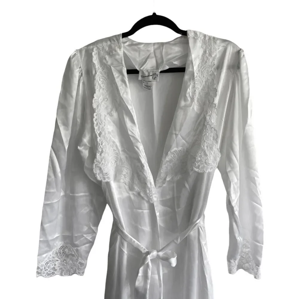 UNMENTIONABLES Vintage White Satin Robe With Belt Lace S